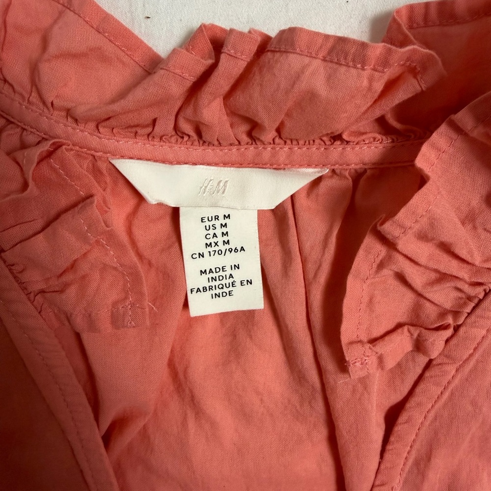 H&M Coral Ruffle Blouse - Picture 3 of 3